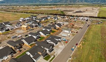 811 Spaniel Ln, Belgrade, MT 59714