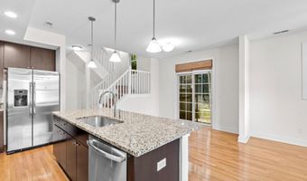 922 Catherine St, Ann Arbor, MI 48104