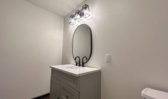 215 NW 4th St, Arab, AL 35016