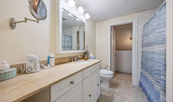 272 Westwoods Ter, Bristol, CT 06010
