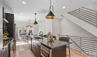910 Van Every St, Charlotte, NC 28205