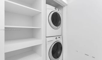 19500 Turnberry Way 7D, Aventura, FL 33180