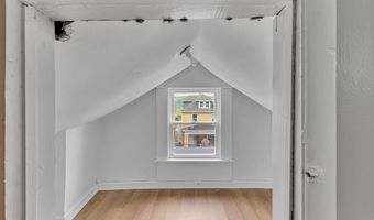 1216 Beaver Rd, Ambridge, PA 15003