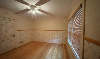 1721 15th St, Monroe, WI 53566