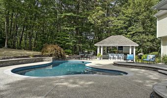 4 Brushwood Dr, Atkinson, NH 03811
