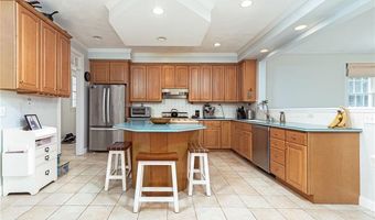 371 Glen Hill Dr, North Kingstown, RI 02874