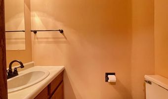 65 SPENCER VILLAGE Ct 14, Appleton, WI 54914