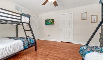 186 Brier Crest Rd, Blakeslee, PA 18610