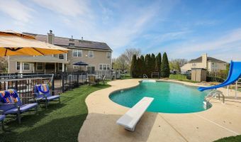 5 Denise Dr, Allentown, NJ 08501