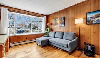 21 Dockage Rd, Bayville, NJ 08721