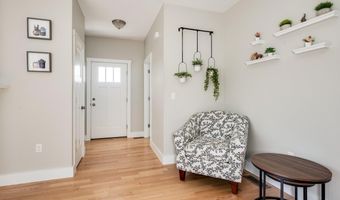 24 Kendall Ln, Raymond, NH 03077