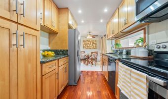 45-313 Nakuluai St, Kaneohe, HI 96744