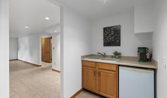 1605 GOSHEN Ave, Cheyenne, WY 82001