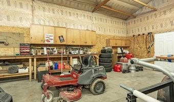 12568 N Hawthorne Rd, Chubbuck, ID 83202