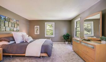 16 Pulpit Run, Amherst, NH 03031