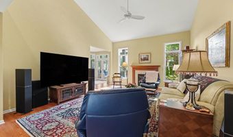 5368 Pinnacle Ct, Ann Arbor, MI 48108