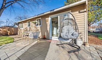 8491 W Holbrook Ct, Boise, ID 83704