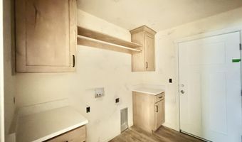 1082 Alpine Ave, Chubbuck, ID 83202