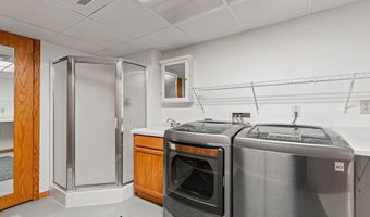 2405 N ERB St, Appleton, WI 54911