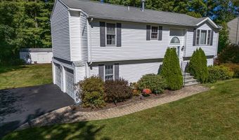 17 Wood Cove Dr, Coventry, RI 02816