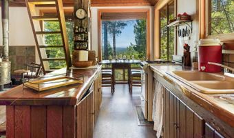 33790 Annapolis Rd, Annapolis, CA 95412