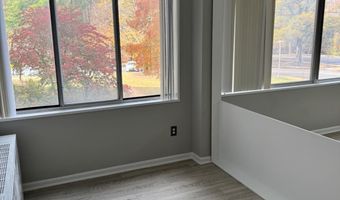 6641 WAKEFIELD Dr 204, Alexandria, VA 22307