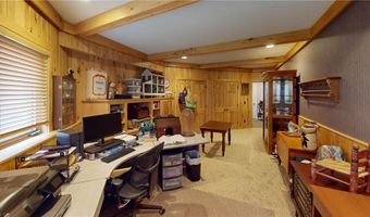 2704 Campus Ln, Albert Lea, MN 56007