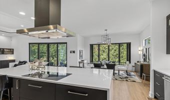 5802 Chestnut Ridge Dr, Anderson Twp., OH 45230