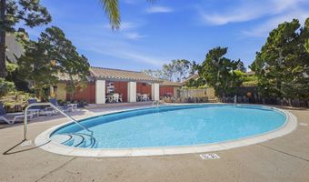 13788 Ruette Le Parc D, Del Mar, CA 92014