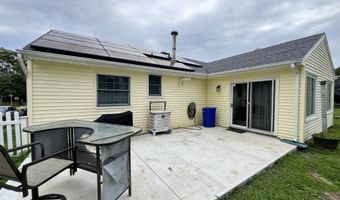87 Village Dr, Barnegat, NJ 08005
