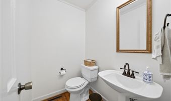 824 Cedar Creek Dr, Asheboro, NC 27205