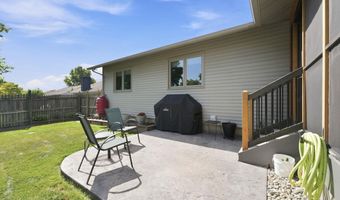 1004 Elm St, Auburn, IN 46706