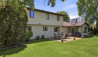 3501 N MORRISON St, Appleton, WI 54911