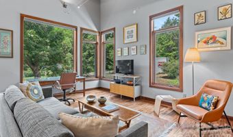 39 Wolf Rd, Asheville, NC 28805