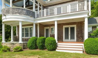 21 Bonnet View Dr, Jamestown, RI 02835
