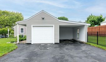 212 S Spruce St, East Providence, RI 02914