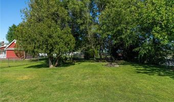 45 Howard St, Austin, IN 47102