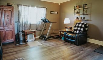 7164 State Route T Hwy, Amazonia, MO 64421