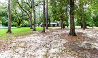 1712 Twin Lakes Dr, Bainbridge, GA 39819