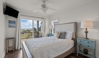 106 Willis Ave A, Atlantic Beach, NC 28512