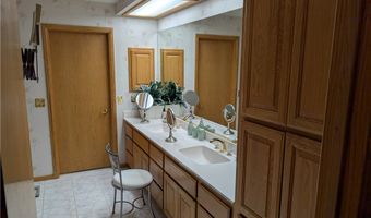 16560 Koda Rd, Apple Valley, CA 92307