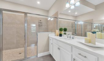 5305 WISHING ARCH Dr, Apollo Beach, FL 33572