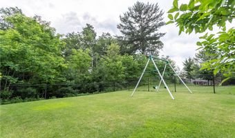 759 Club View Ln, Altoona, WI 54720
