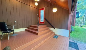 466 Greenbush Rd, East Greenwich, RI 02818
