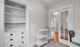 31 Wiley St, Bangor, ME 04401