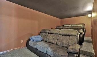 706 Benton St, Anoka, MN 55303