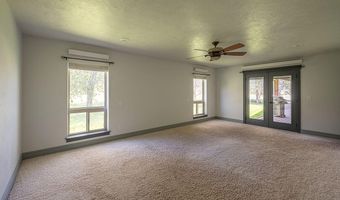 125 WAGON RUT Ln, Auburn, WY 83111