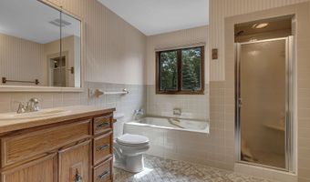 10604 Montgomery Ave NW, Annandale, MN 55302