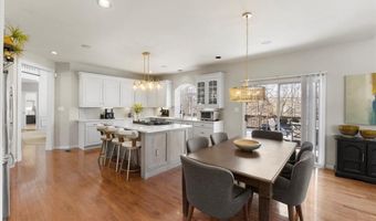 1209 Kiefer Springs Ct, Ballwin, MO 63021