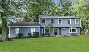 11 Phillips Mills Dr, Middletown, NJ 07748